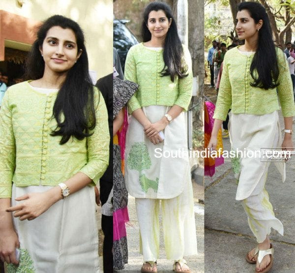 nara_brahmani_palazzo_suit