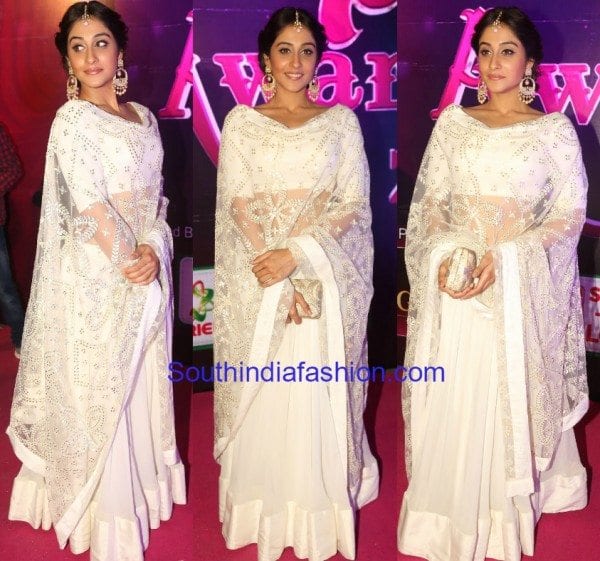 REGINA_CASSANDRA_WHITE_LEHENGA_APSARA_AWARDS_2016