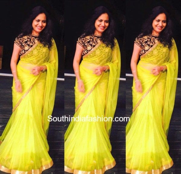 singer_sunitha_yellow_lehenga_saree_black_blouse