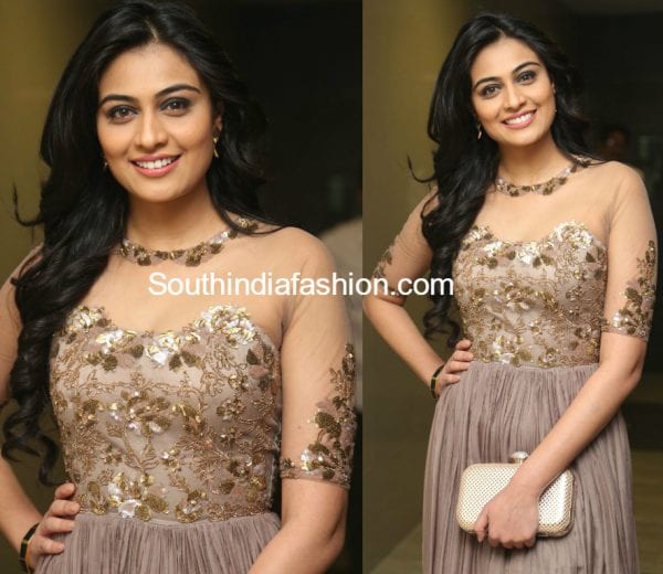 neha-hinge-srivalli-audio-function-gown