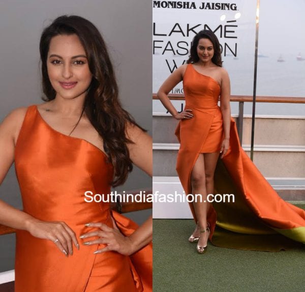 sonakshi-sinha-monisha-jaising-orange-dress-lakme-fashion-week