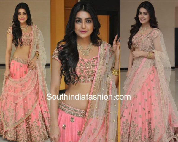 avanthika-mishra-mrunalini-rao-lehenga