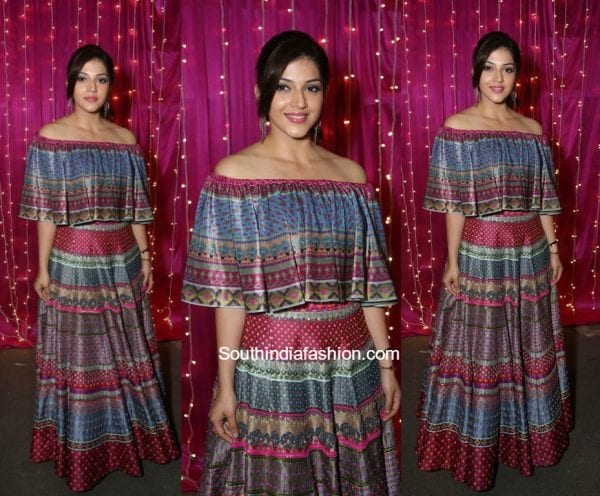 Mehreen Pirzaada in Siddhartha Bansal at Zee Apsara Telugu Awards 2017