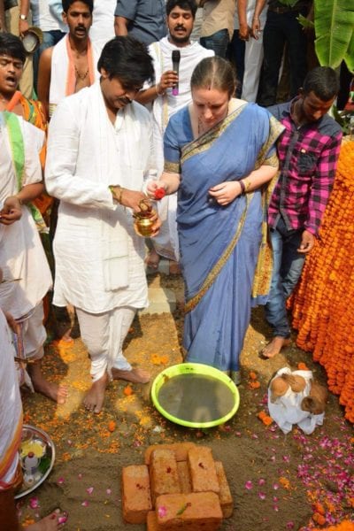 PAWAN KALYAN WITH WIFE AT BHOOMI PUJA