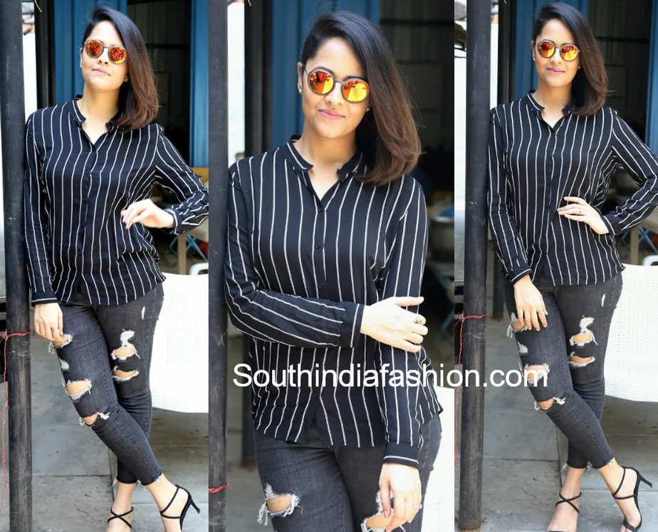 anasuya torn jeans and black shirt