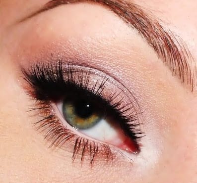 Makeup tips to make eyes look bigger