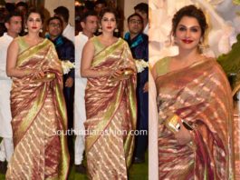 isha koppikar silk saree at ambani ganesh celebrations