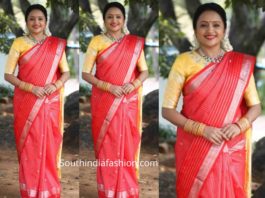 anchor suma pattu saree