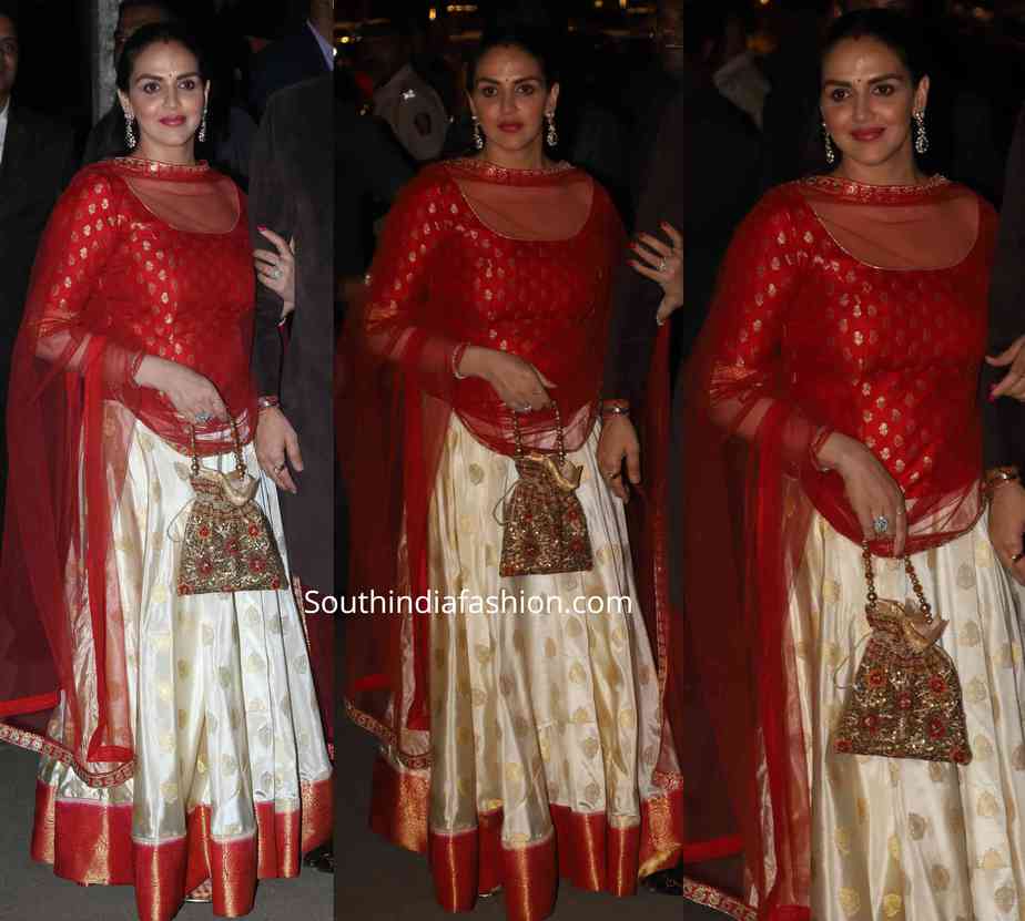 esha deol silk lehenga at bachchan diwali party