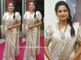 himaja silver silk saree at tbz jewelelry collection launch