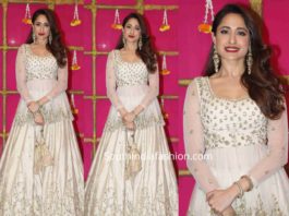 pragya jaiswal in white lehenga at ekta kapoor diwali party 2019 (2)