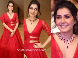 raashi khanna in red lehenga at world famous lover pre release function (1)