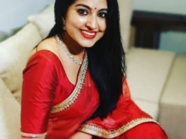 Sneha Prasanna in red organza saree