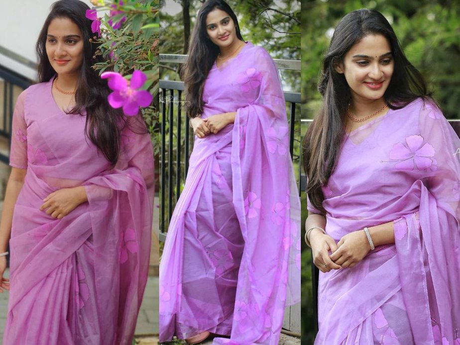 aditi ravi in lavender organza saree