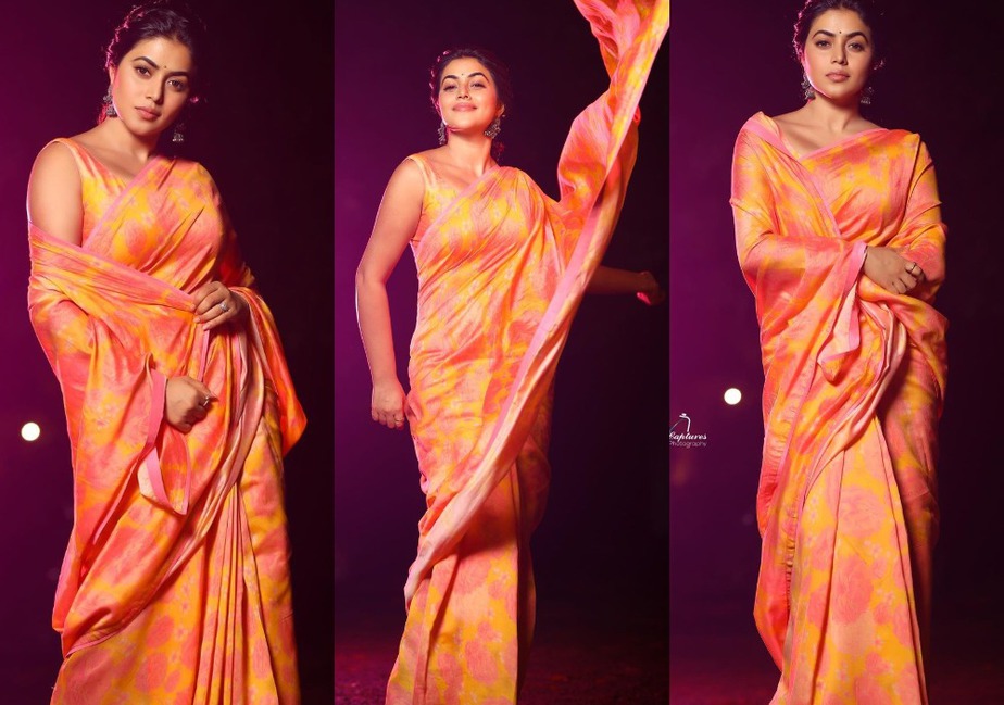 shamna kasim in yellow floral saree for dhee champions