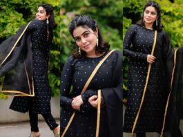 Shamna kasim in a black stylediva label kurta set