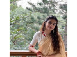 Keerthy suresh in the button thief saree for pongal4