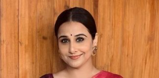 Vidya Balan in a black muhurth saree for a wedding4