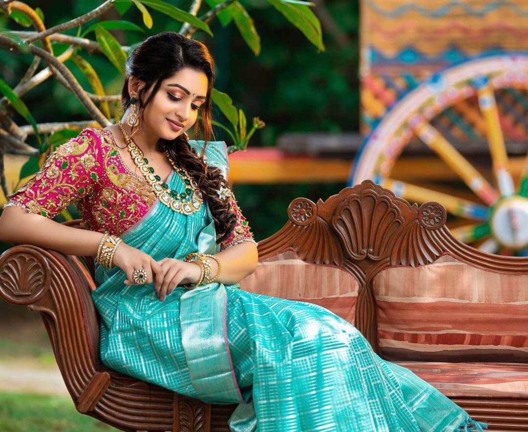 Nakshatra Nagesh Elevates Her Traditional Style Game In A Blue Silk Saree!