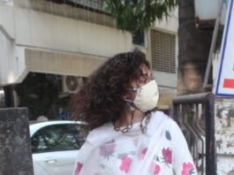 Tapsee Pannu in a white kurta set at Juhu