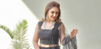 sridevi vijaykumar in black lehenga set at comedy stars