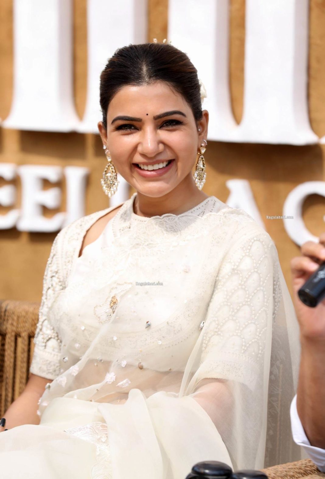 Samantha looks ethereal in an off white saree for 