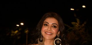 kajal aggarwal in printed saree at mosagallu pre release (2)