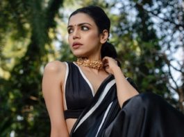 shriya pilgaonkar in a jet black saree at kaadan launch