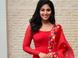 Anjali in red anarkali in vakeel saab promotions1.4