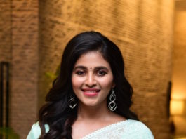 Anjali in mint green saree for magavu nee vijayam event for Vakeel saab-1