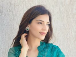 Mehreen Pirzada in green kalidar by Zainab Salman for eid-2