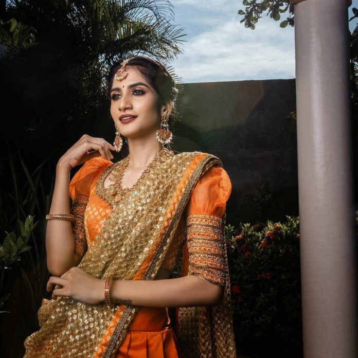 10 Designer bridal half-sarees that are sure to captivate every bride's ...