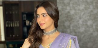 Aamna Sharif in lilac floral anarkali by Drzya for eid-2