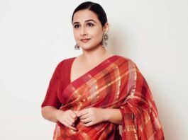 Vidya balan in red checkered saree by anavila for sherni promotions-2