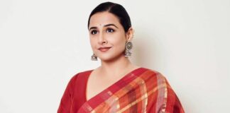 Vidya balan in red checkered saree by anavila for sherni promotions-2