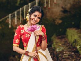 Anupama Parameshwaran in kasavyu half saree by Pranaah for onam 2021-2