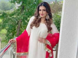 raveena tandon in red-white suit from ruar india