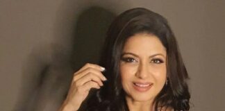 bhagyashree in a brown saree