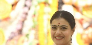 Kajol in pink saree by Punit balana for durga puja day1-3