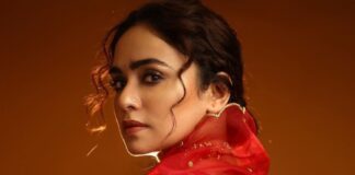 amruta in red saree for dusshera