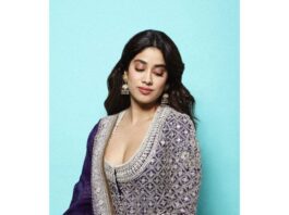 Janhvi Kapoor in aubergine anarkali by Anamika Khanna-2