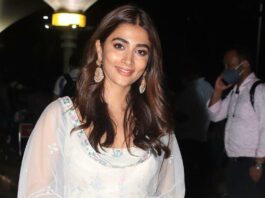 Pooja Hegde in an ivory anarkali set -2