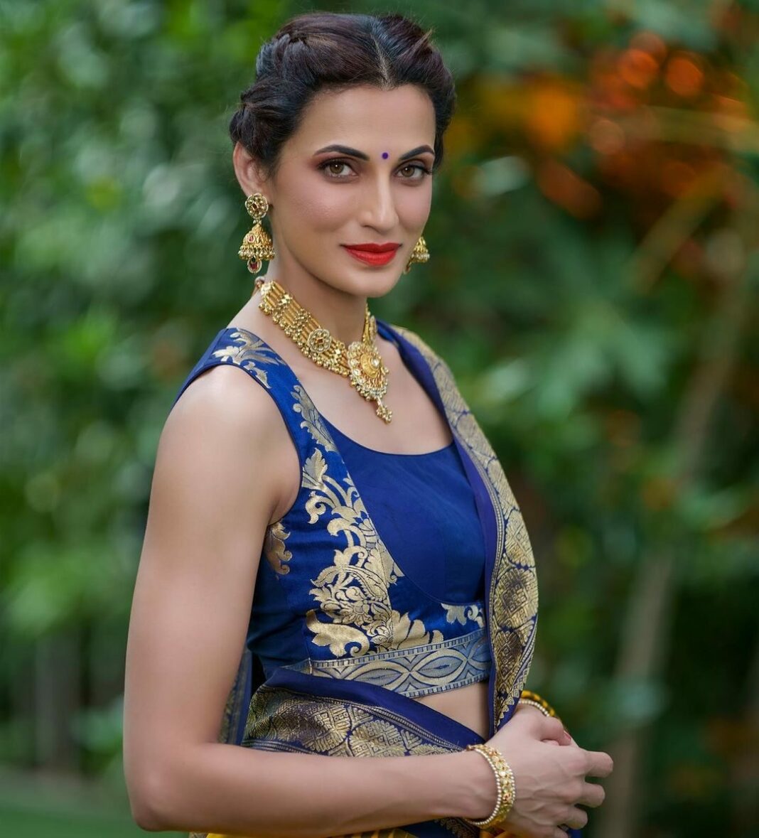 Shilpa Reddy glows in her grandmother's vintage kanchipuram saree!