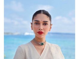 aditi rao hydari in white saree by sabyasachi for cannes3