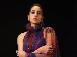 sara ali khan in a printed saree by Manish Malhotra2