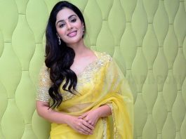 samyuktha menon in a yellow saree at kaduva teaser launch2