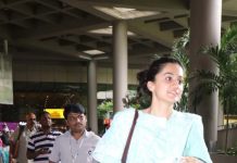 taapsee pannu in a blue salwar at the airport1