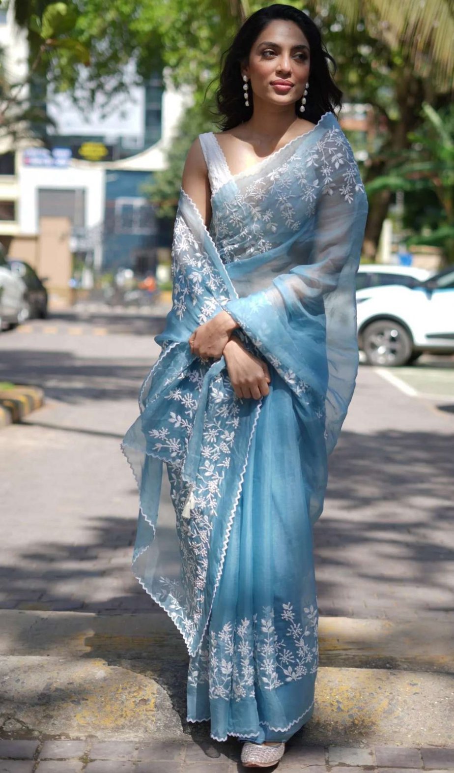 Sobhita Dhulipala's dreamy look in a blue organza saree for movie ...