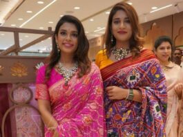 sreeja and sushmita konidela in sarees for kalamandir opening1