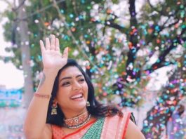 Eesha Rebba inaugurates a shopping mall in a green silk saree ! eesha rebba in a green silk saree for a shop opening1